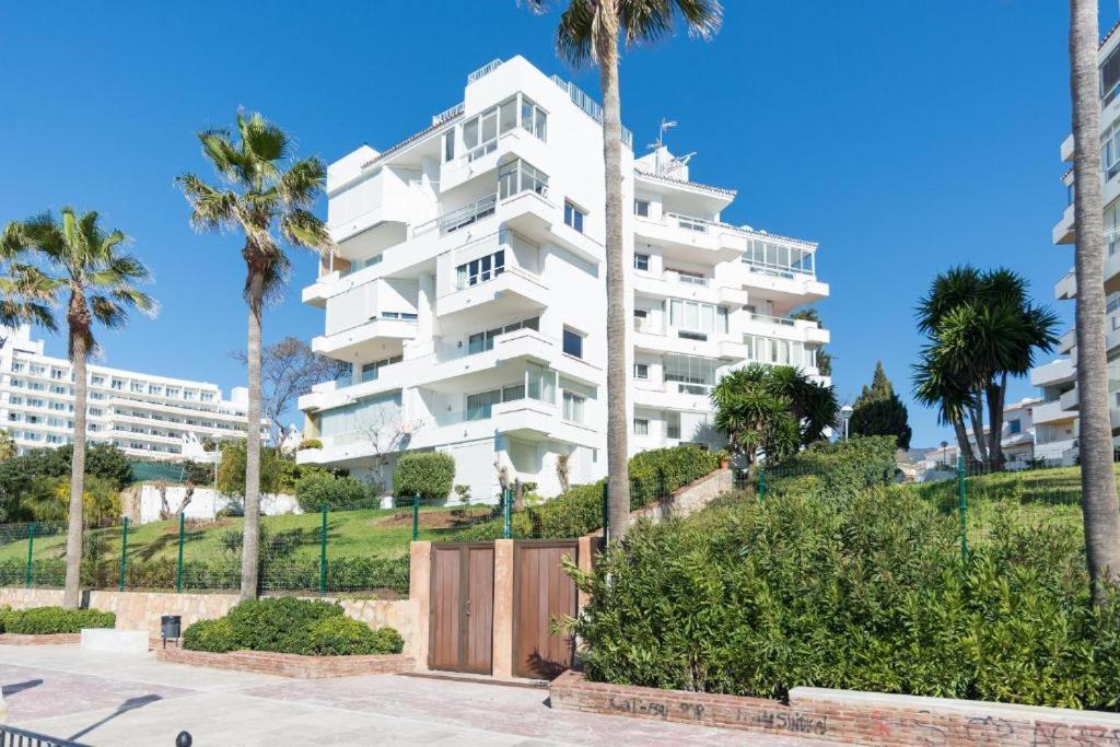 In Front Of Sea & Center Apartment Marbella Exterior photo