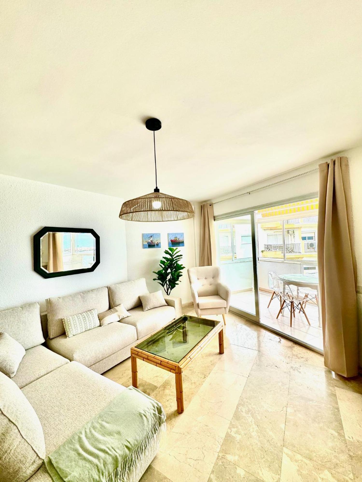 In Front Of Sea & Center Apartment Marbella Exterior photo